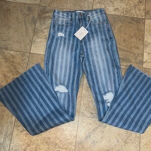 CELLO ULTRA STRIPED ULTRA HIGH RISE FLARE LEG JEANS sz5 NWT